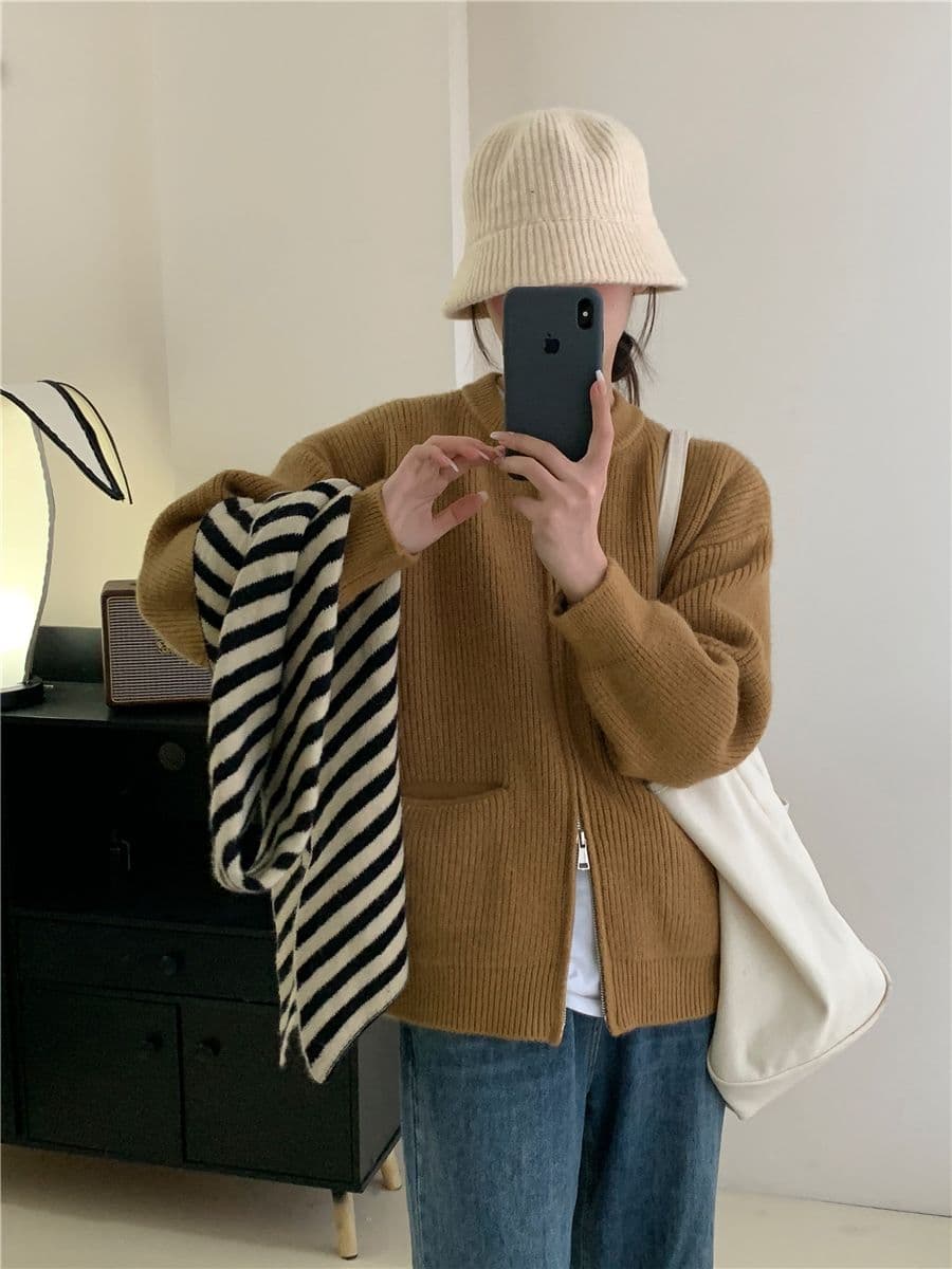 레트로 단색 느긋한 바람 양방향 지퍼 니트 스웨터 재킷 한 첨부 된 의류 루즈핏 품격 구덩이 기사 스웨터 오픈 가디건 상세 이미지 39