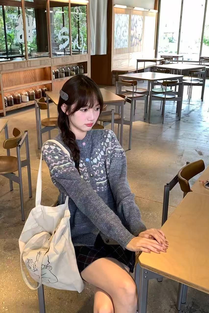 새로운 한 부서 가을 겨울 패션 배색 다용도 자카드 부드러운 찹쌀 니트 오픈 가디건 색상 단추 스웨터 여성 코트 이미지 6