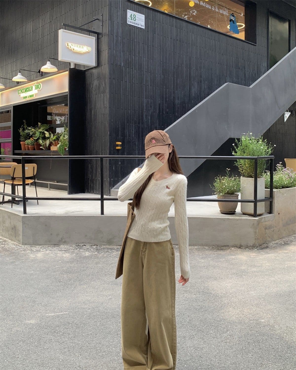 가을 겨울 한국 스타일 꽈배기 V넥 자수 디자인 센스 몸매 가꾸기 부드러운 찹쌀 인사이드 가져 가라. 기본 셔츠 고급 니트 스웨터 맨위 상세 이미지 3