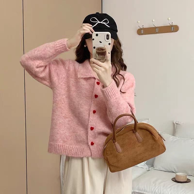 봄 가을 겨울 패션 하트 버튼 스웨터 여성 코트 조기 가을 새로운 고급 센스 루즈핏 폴로 칼라 니트 오픈 가디건 의류 상세 이미지 4