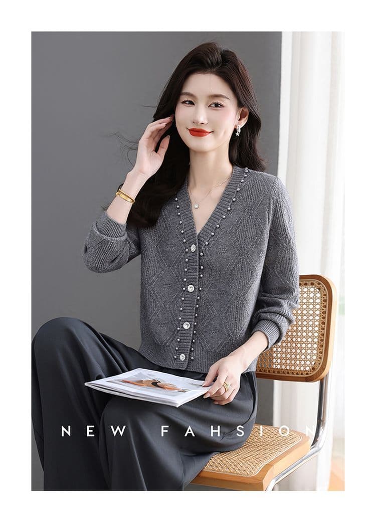 이른 가을 패션 한국 스타일 다용도 연령 감소 봄 가을 미니멀리즘 V넥 비즈 박기 양모 연령 감소 니트 오픈 가디건 쇼트 스타일 재킷 상세 이미지 3
