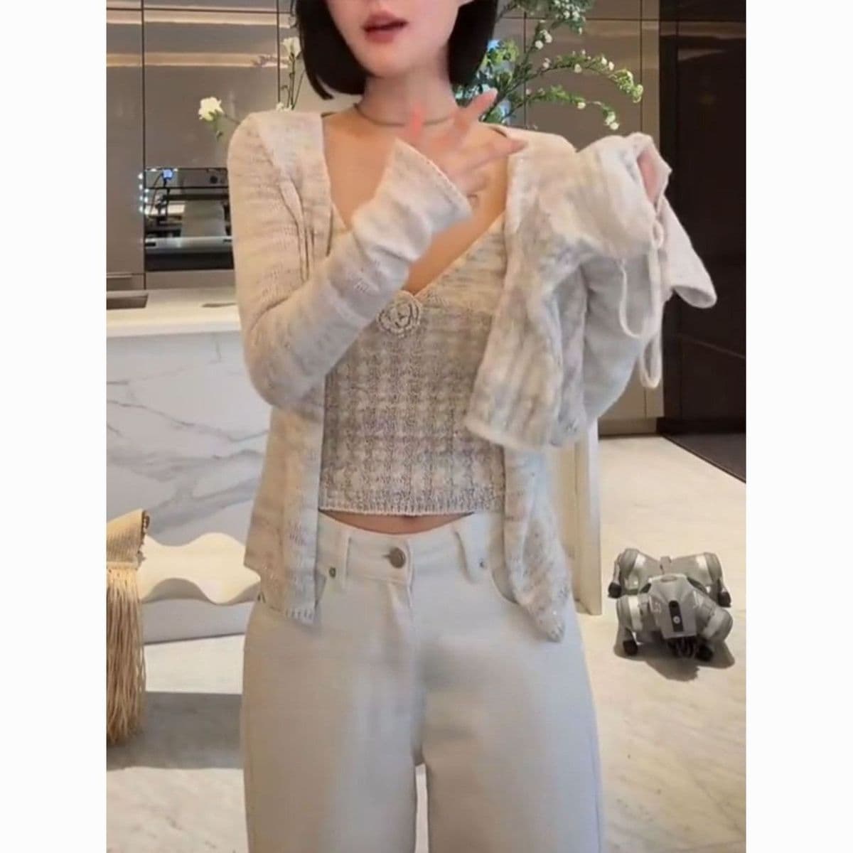 봄 가을 새로운 프랑스식 품격 꽃 마음 고급 디자인 조끼 슬립 패션 니트 오픈 가디건 긴팔 두 조각 여성 세트 상세 이미지 7