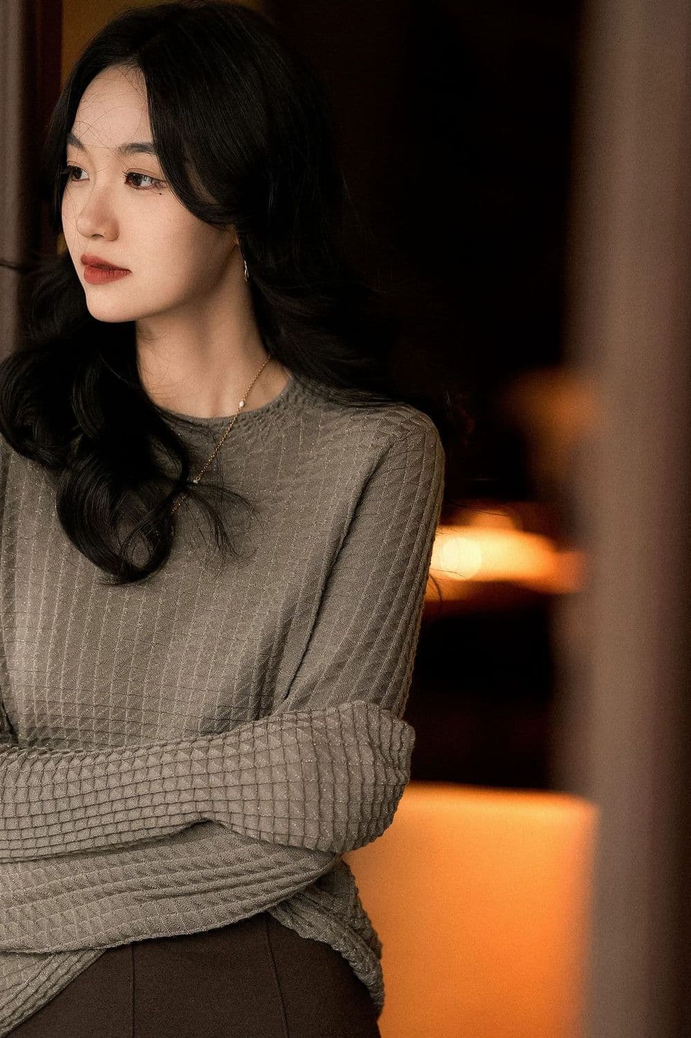 봄 가을 새로운 패션 다용도 라운드 넥 니트 스웨터 캐주얼 다용도 긴팔 연령 감소 슬림해 보이는 표지 고기 보온 기본 셔츠 상세 이미지 18