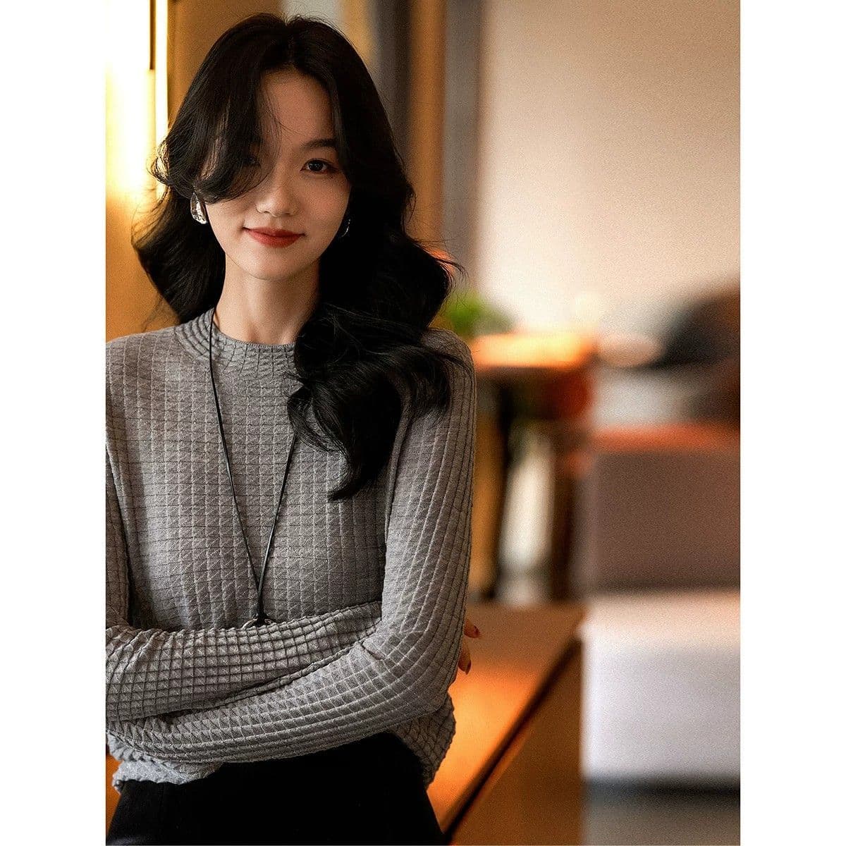 봄 가을 새로운 패션 다용도 라운드 넥 니트 스웨터 캐주얼 다용도 긴팔 연령 감소 슬림해 보이는 표지 고기 보온 기본 셔츠 상세 이미지 46