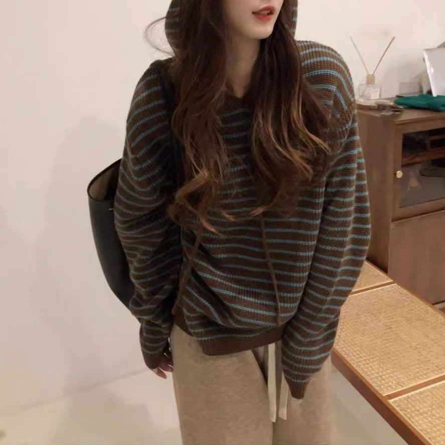 가을 겨울 새로운 후드 배색 스트라이프 양모 후드티 여성 루즈핏 느긋한 슬림해 보이는 스웨터 한 부서 니트 스웨터 맨위 상세 이미지 16