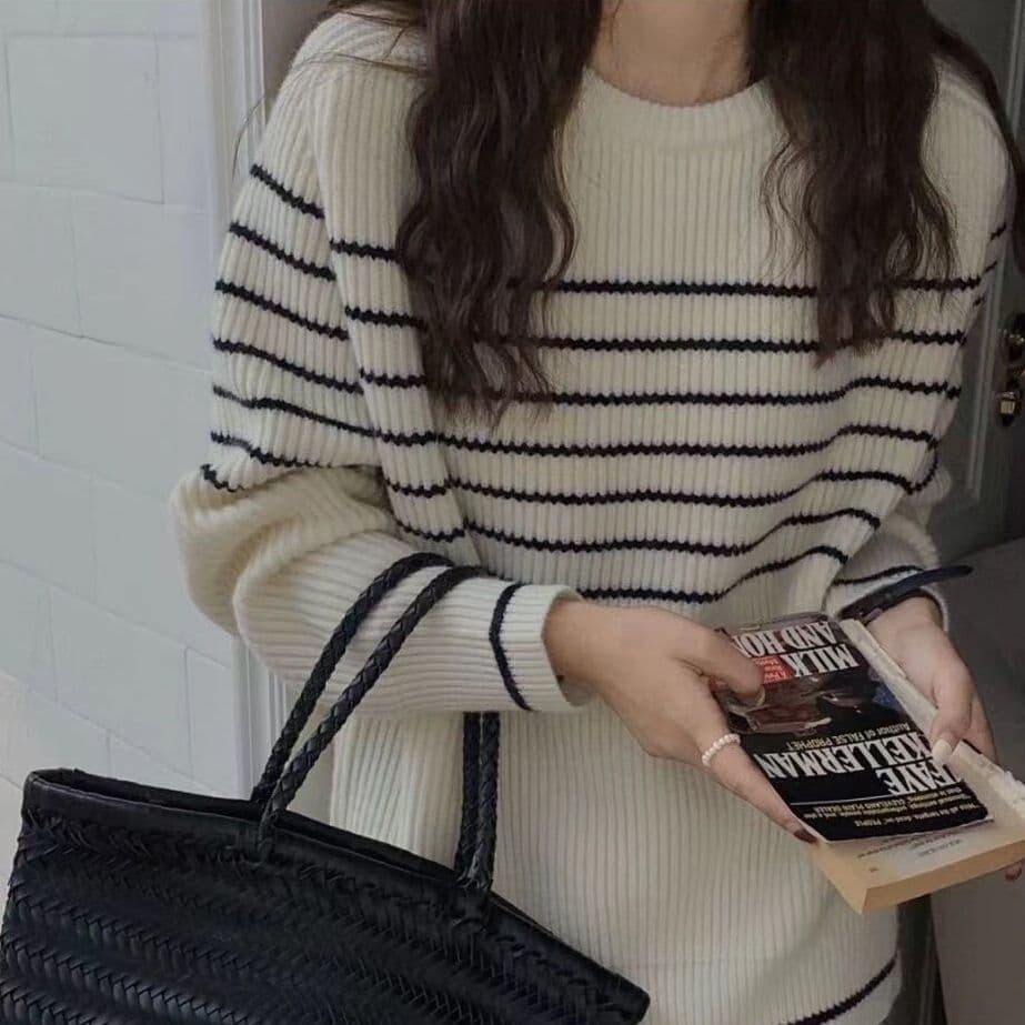 미니멀리즘 한국 스타일 품격 순양모 니트 스웨터 여성 스트라이프 라운드 넥 외출용 슬림해 보이는 외국 가스 긴팔 만나는 니트 스웨터 상세 이미지 31