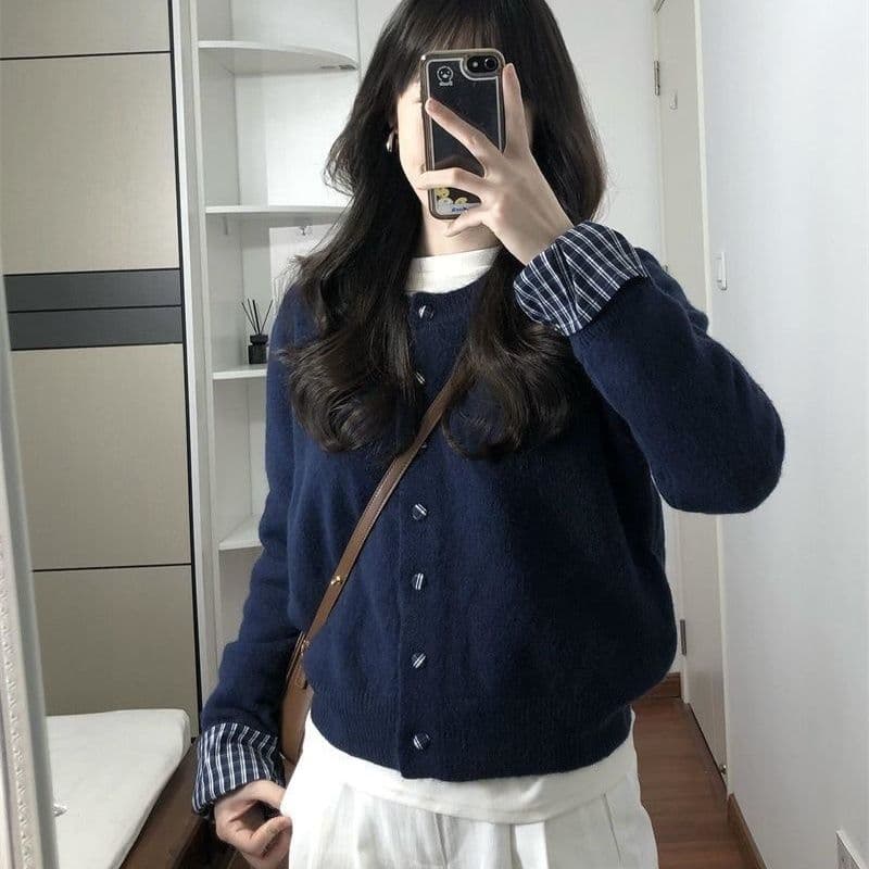 페이크 레이어드 블루 색상 니트 오픈 가디건 스웨터 여자 봄 가을 새로운 한 부서 느긋한 바람 느슨함 센스 쇼트 스타일 맨위