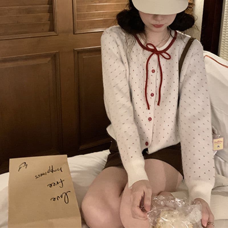 프랑스식 도트 무늬 니트 스웨터 오픈 가디건 여성 봄 가을 새로운 패션 품격 다용도 쇼트 스타일 긴팔 맨위 여성 코트 이미지 5