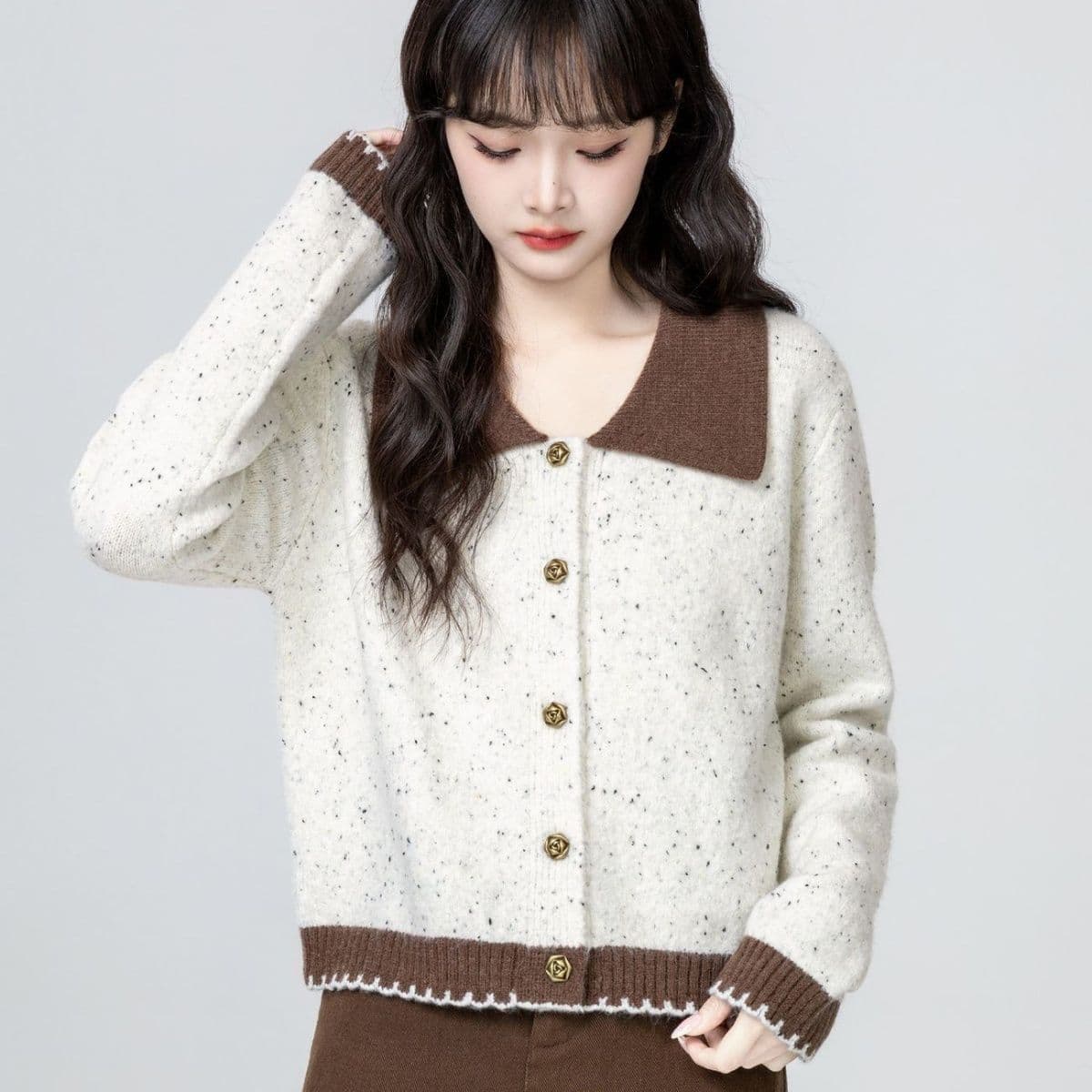작은 샤넬 스타일 폴로 칼라 프로 피부 스웨터 코트 봄 가을 새로운 디자인 센스 배색 연령 감소 니트 오픈 가디건 쇼트 스타일 맨위 상세 이미지 10