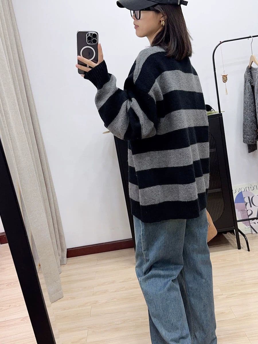 가을 겨울 연령 감소 루즈핏 슬림해 보이는 스트라이프 느긋한 새로운 긴팔 스웨터 오픈 가디건 니트 니트 스웨터 재킷 맨위 여성 상세 이미지 7