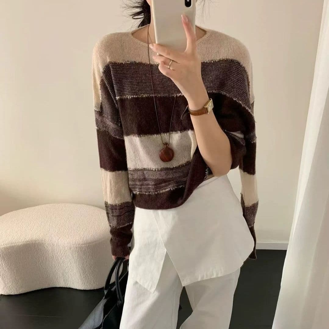이른 가을 새로운 라운드 넥 긴팔 배색 스트라이프 니트 스웨터 여성 루즈핏 슬림해 보이는 패션 표지 고기 다용도 연령 감소 맨위 상세 이미지 2