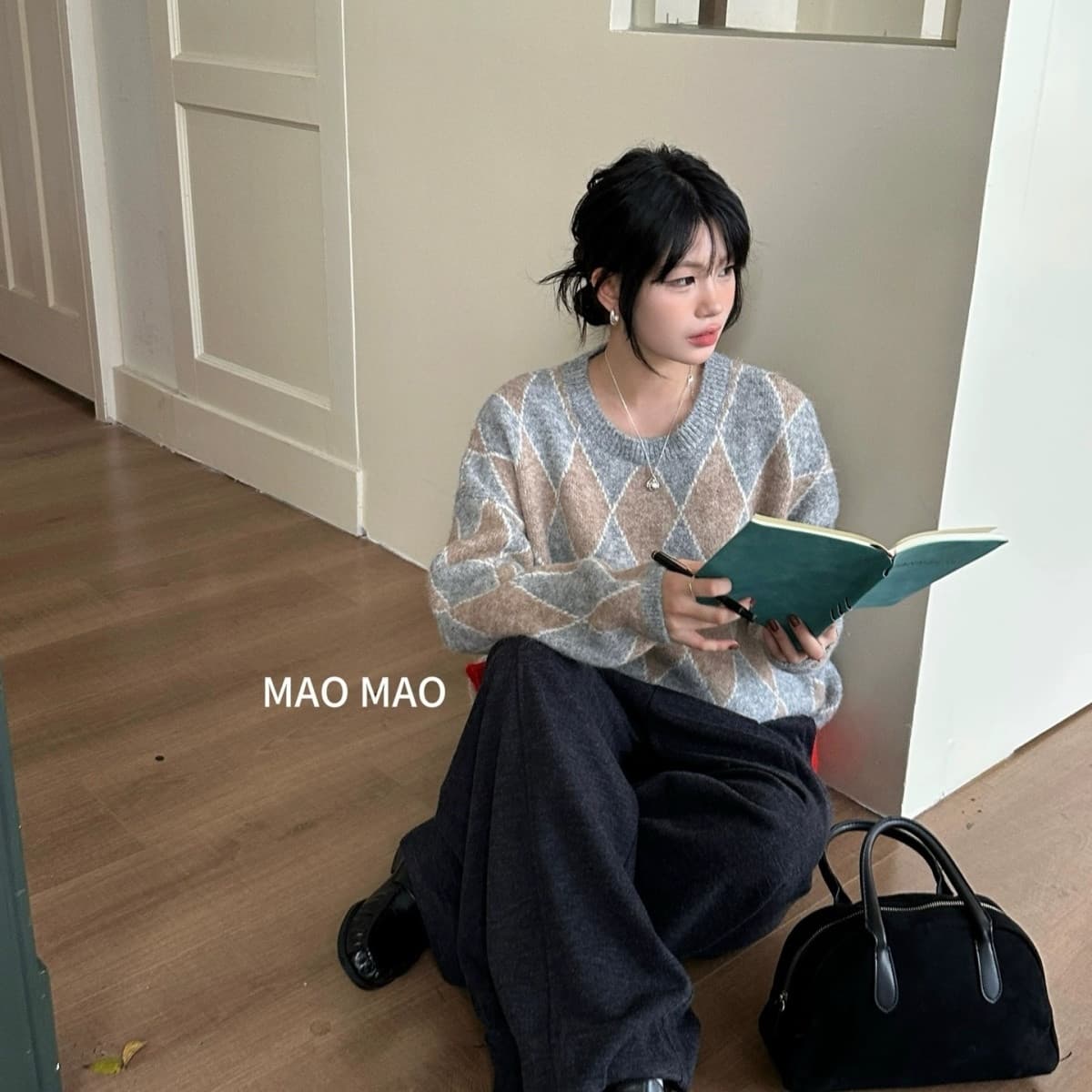 한 부서 라운드 넥 링 그리드 쇼트 스타일 느긋한 바람 루즈핏 스웨터 긴팔 가을 겨울 패션 연령 감소 품격 슬림해 보이는 맨위 여성 상세 이미지 10