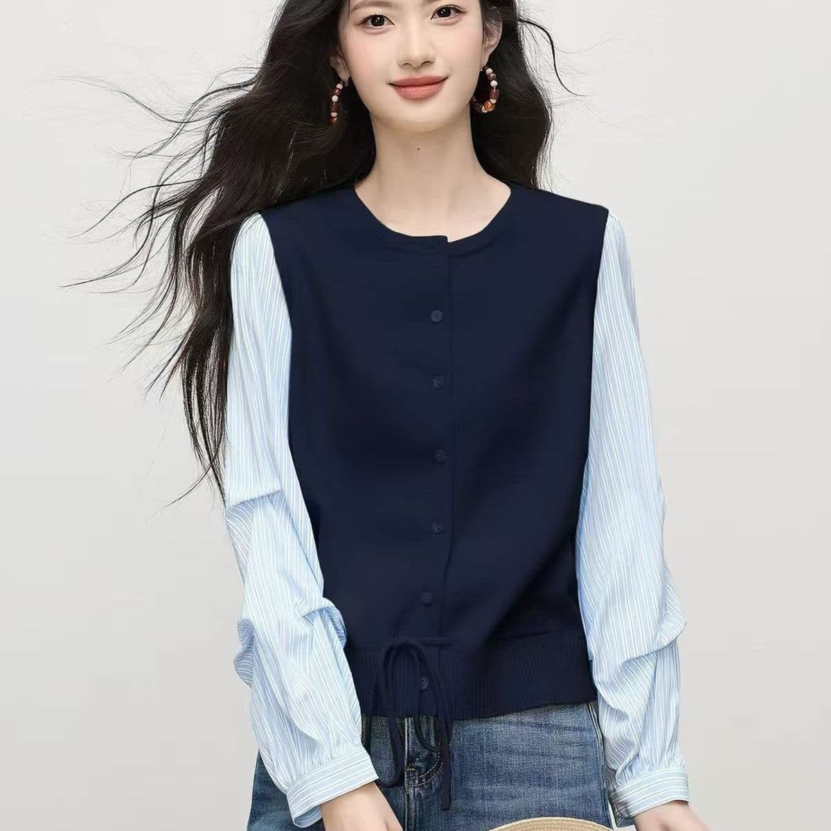 부드러운 바람 소녀 센스 캐주얼 느긋한 느슨함 센스 한 부서 페이크 레이어드 맨위 여성 이른 가을 패션 다용도 오픈 가디건 여성 상세 이미지 9