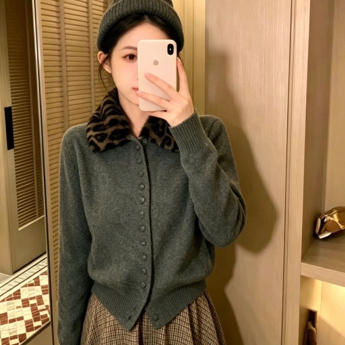 레오파드 무늬 폴로 칼라 긴팔 스웨터 여자 가을 겨울 느긋한 고급 센스 니트 오픈 가디건 루즈핏 슬림해 보이는 핫걸 품격 맨위 상세 이미지 13