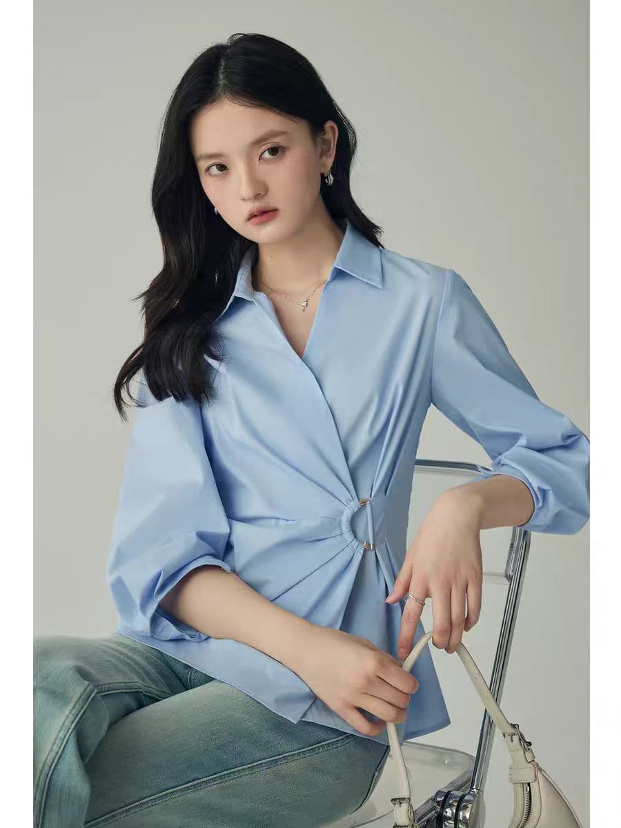 화이트 여성 셔츠 여름 2026 새로운 폭발 프랑스식 셔츠 품격 출퇴근 착용 가져 가라. 허리 수축 맨위 디자인 센스