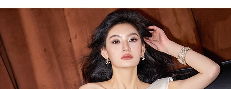 깊은 맞춤 프랑스식 우아함 비스듬한 어깨 민소매 여성 드레스 품격 허리 수축 고급 센스 연회 예복 롱 스커트 상세 이미지 20