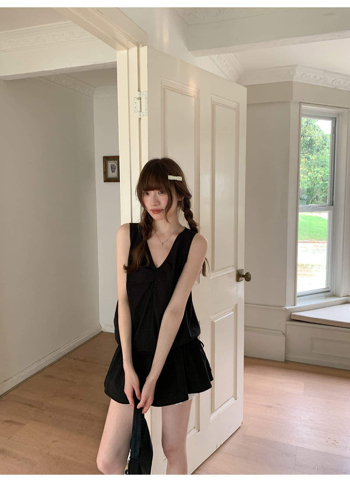 안녕하세요. 대포 미니멀리즘 디자인 센스 작은 대중 V넥 핀치 Pleat 펌프 로프 스태킹 조끼 맨위 여성 여름 단색 작은 셔츠 상세 이미지 11