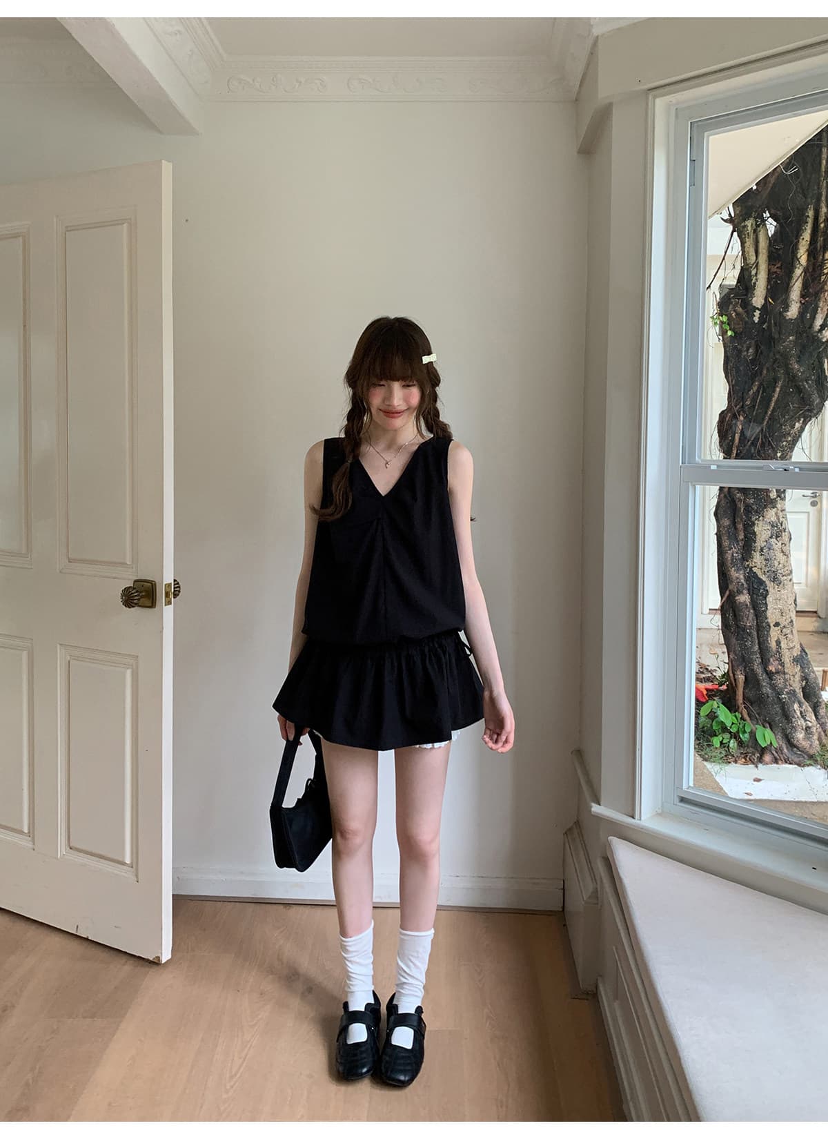 안녕하세요. 대포 미니멀리즘 디자인 센스 작은 대중 V넥 핀치 Pleat 펌프 로프 스태킹 조끼 맨위 여성 여름 단색 작은 셔츠 상세 이미지 12