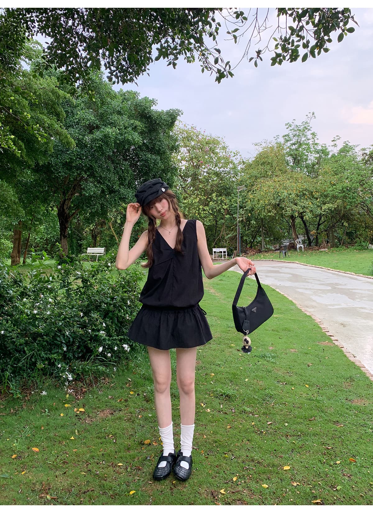 안녕하세요. 대포 미니멀리즘 디자인 센스 작은 대중 V넥 핀치 Pleat 펌프 로프 스태킹 조끼 맨위 여성 여름 단색 작은 셔츠 상세 이미지 34