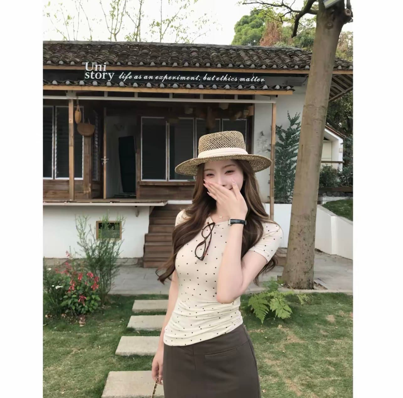 봄날 사랑 노래 봄 새로운 고급 센스 몸매 가꾸기 인사이드 가져 가라. 긴팔 도트 무늬 티셔츠 기본 셔츠 이미지 2