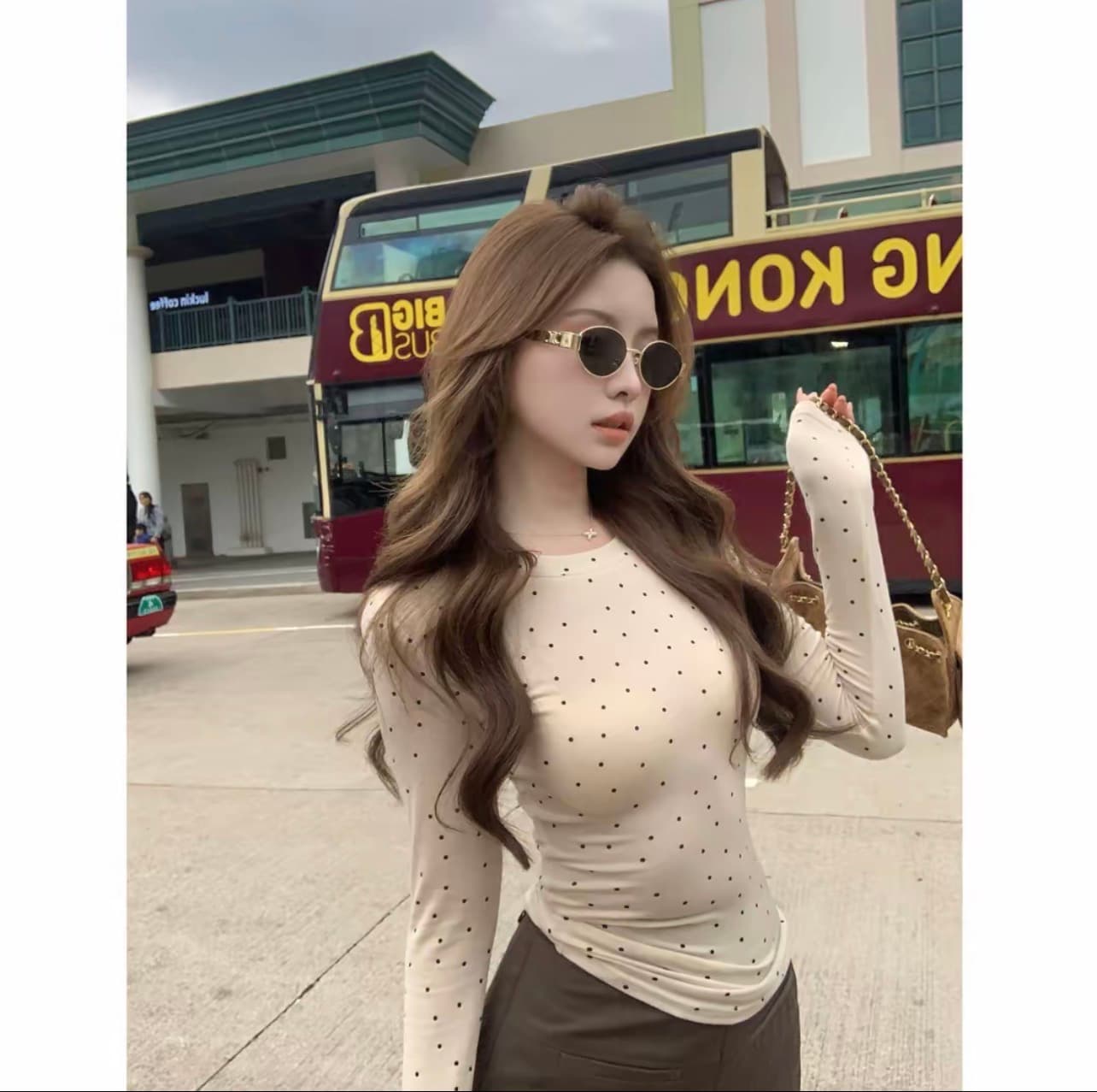 봄날 사랑 노래 봄 새로운 고급 센스 몸매 가꾸기 인사이드 가져 가라. 긴팔 도트 무늬 티셔츠 기본 셔츠 이미지 3