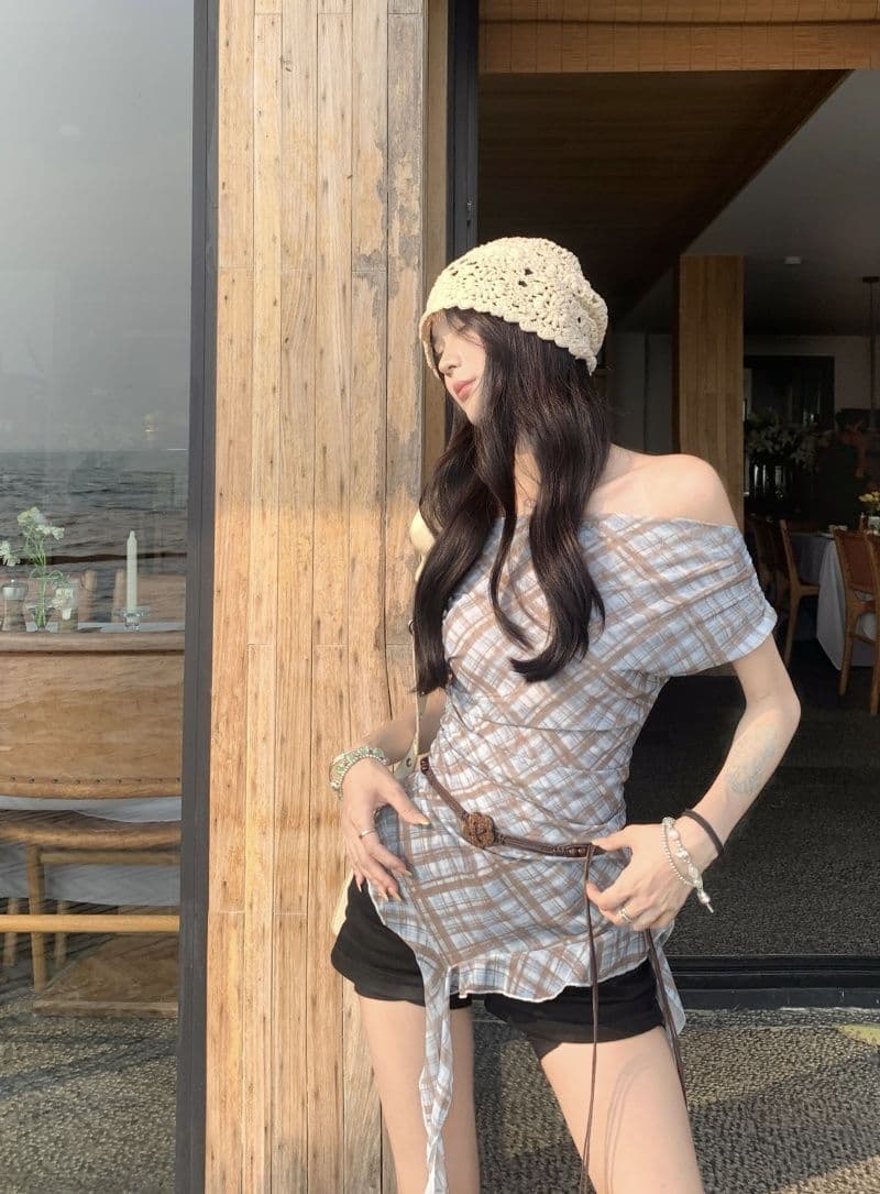 40d 메시 원단 있음 벨트 불규칙 리본 체크무늬 망사 반팔 여성 여름 슬림해 보이는 오프숄더 레트로 맨위 상세 이미지 9