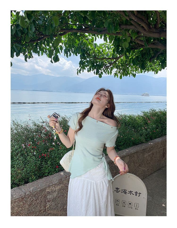 녹색 오프숄더 반팔 티셔츠 여성 여름 새로운 불규칙 밑단 레몬 바다 소금 착용 가져 가라. 비스듬한 어깨 의류 상세 이미지 15