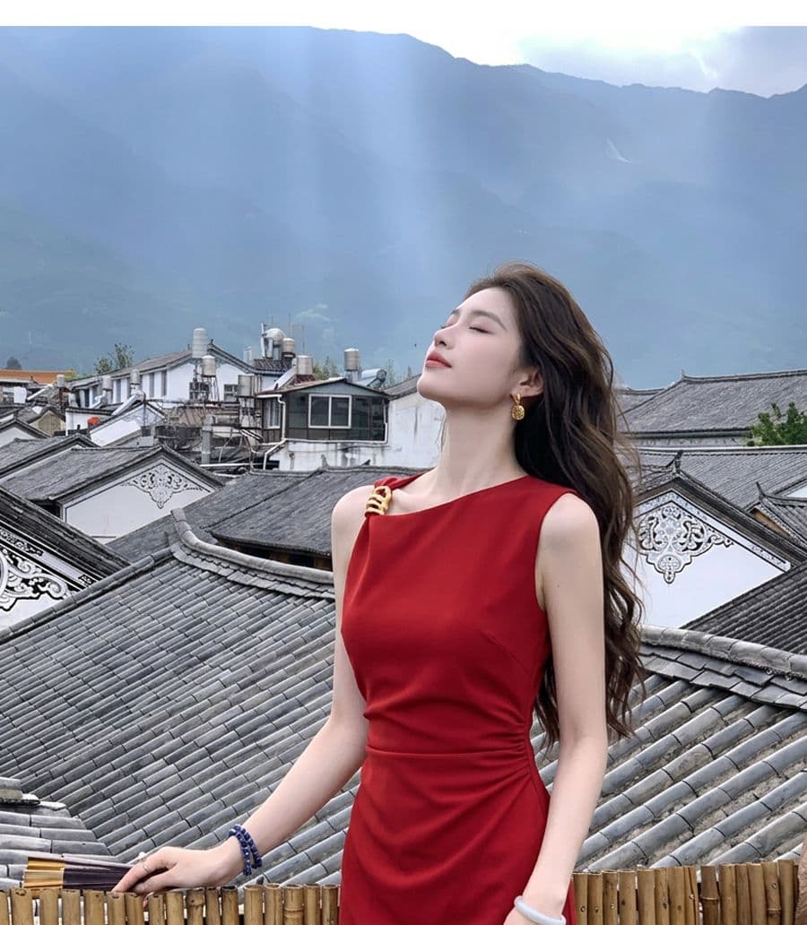 플러스 네리 금속 장식 오프숄더 디자인 타이트 스커트 치마 고급 센스 일상 착용 가져 가라. 품격 민소매 드레스 상세 이미지 6