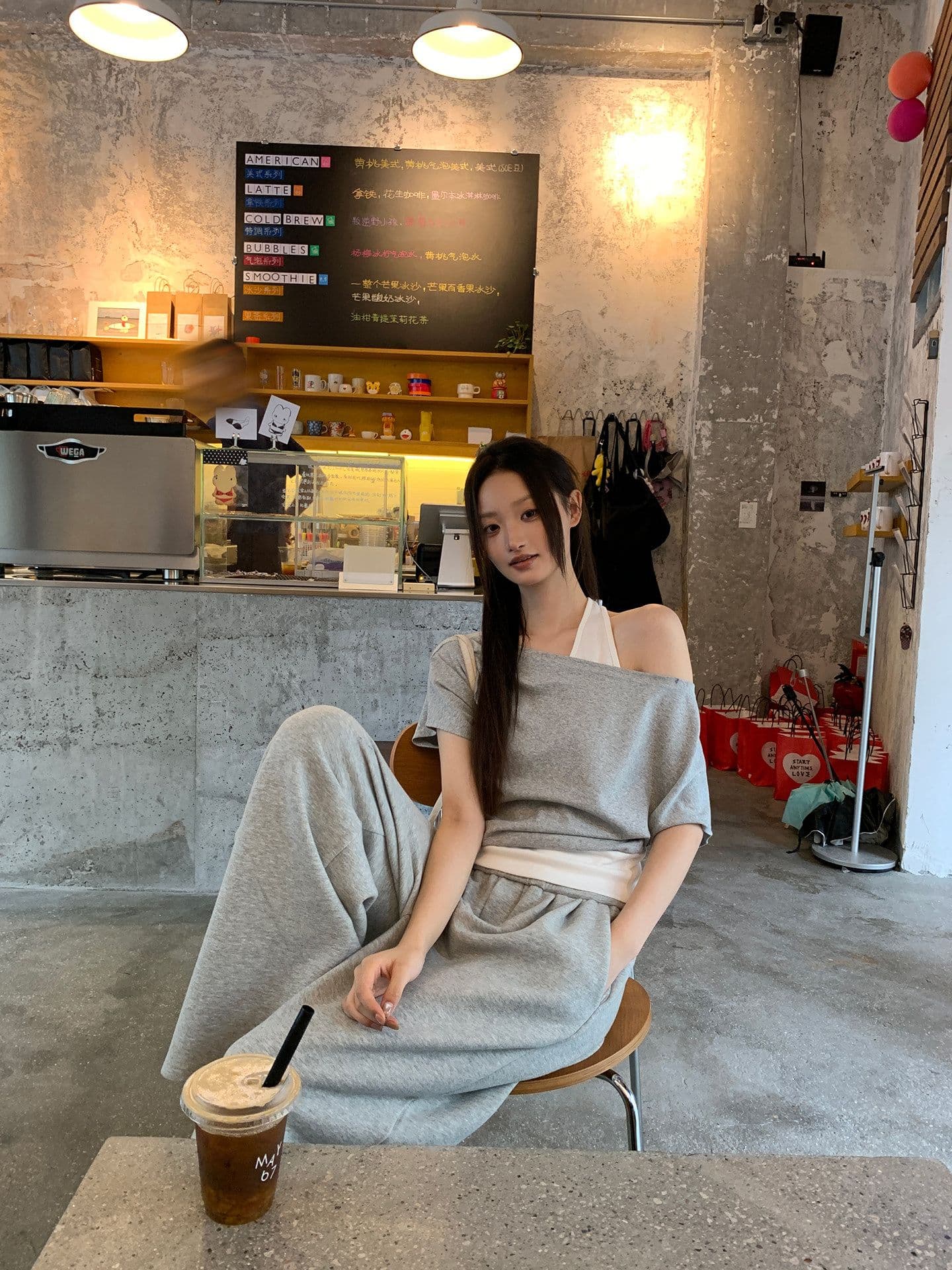 40 좋은 면 디자인 센스 배색 페이크 레이어드 행침 목 보트넥 맨위 티셔츠 오프숄더 반팔 여성 여름 상세 이미지 2