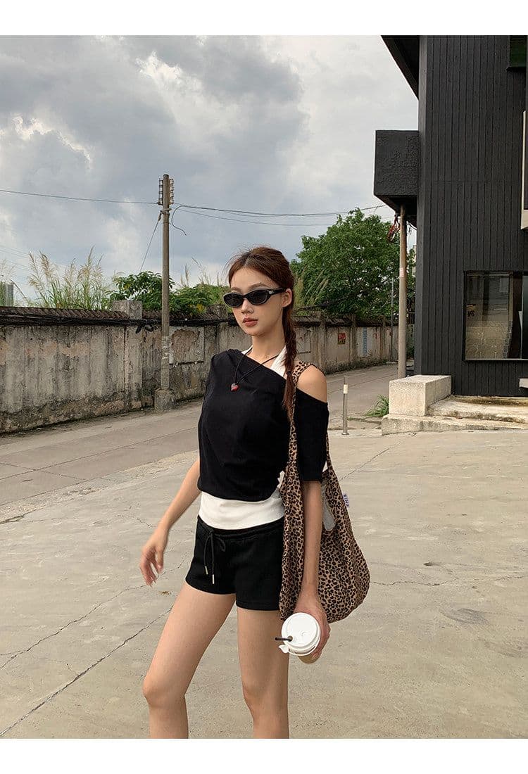 40 좋은 면 디자인 센스 배색 페이크 레이어드 행침 목 보트넥 맨위 티셔츠 오프숄더 반팔 여성 여름 상세 이미지 32