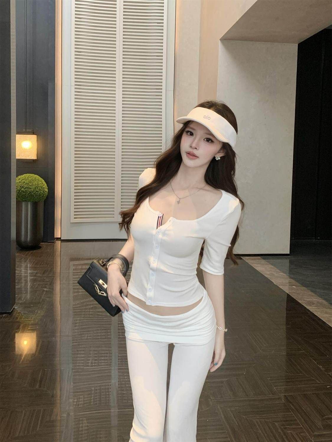 사람들 면 2 2 화이트 u 칼라 긍정적 인 어깨 중간 소매 티셔츠 여성 여름 몸매 가꾸기 배색 디자인 센스 오픈 가디건 쇼트 스타일 맨위 상세 이미지 5