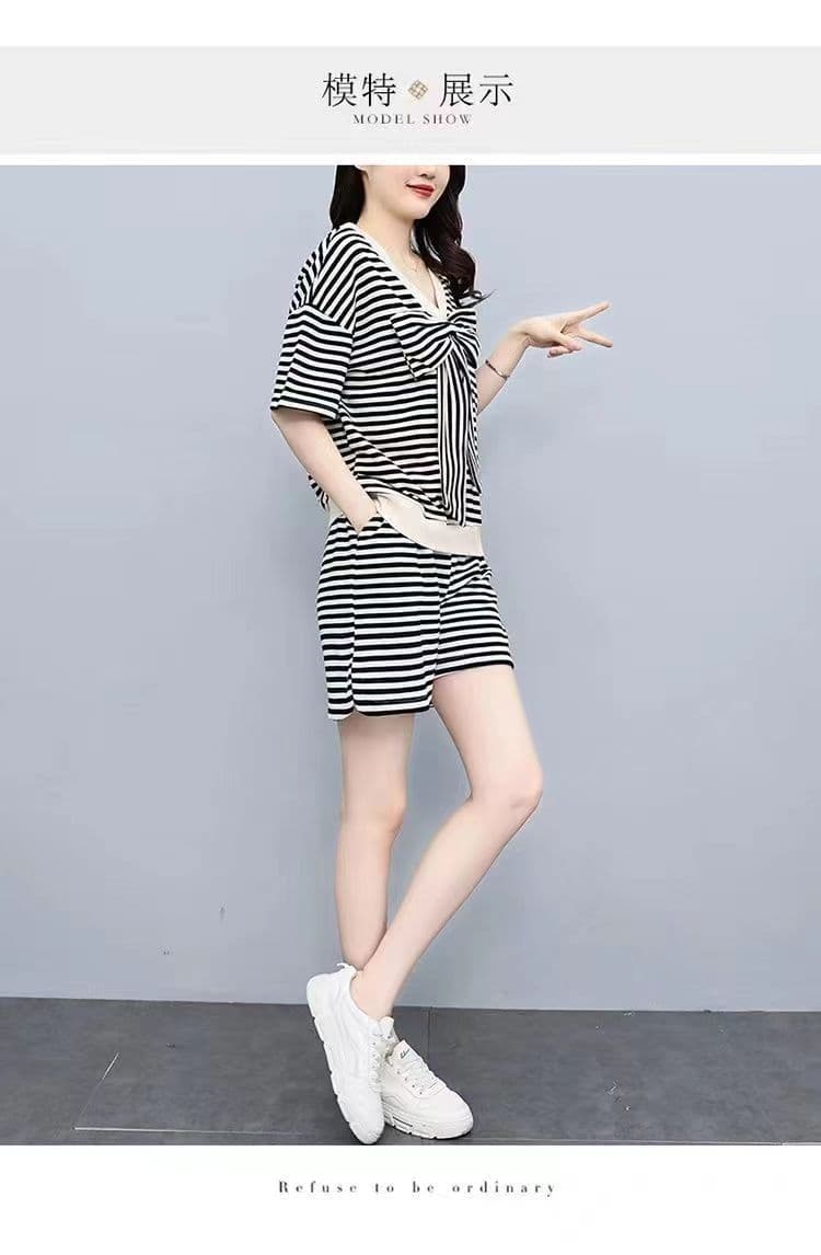 양면 웨어러블 여름 새로운 한국 스타일 루즈핏 스트라이프 나비 매듭 반팔 티셔츠 바지 투피스 세트 빅 사이즈 여성 의류 상세 이미지 8