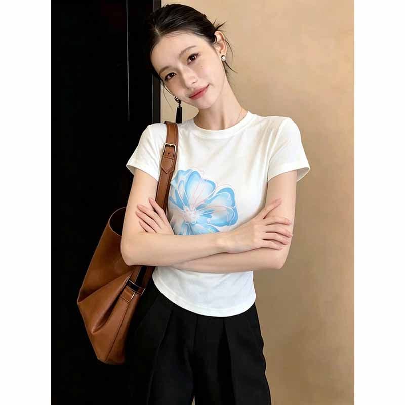 디자인 센스 아메리칸 달콤한 핫걸 몸매 가꾸기 반팔 티셔츠 여성 여름 ins Chic 고유 한 꽃 프린트 쇼트 스타일 맨위 이미지 3