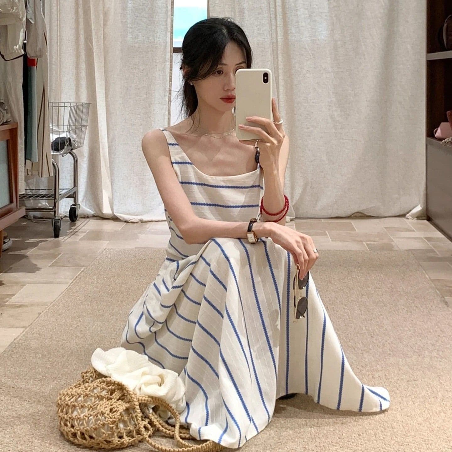프랑스식 휴가 바람 Chic 불규칙 칼라 디자인 레이스 패치워크 세로 줄무늬 허리 수축 슬림해 보이는 슬립 여성 드레스