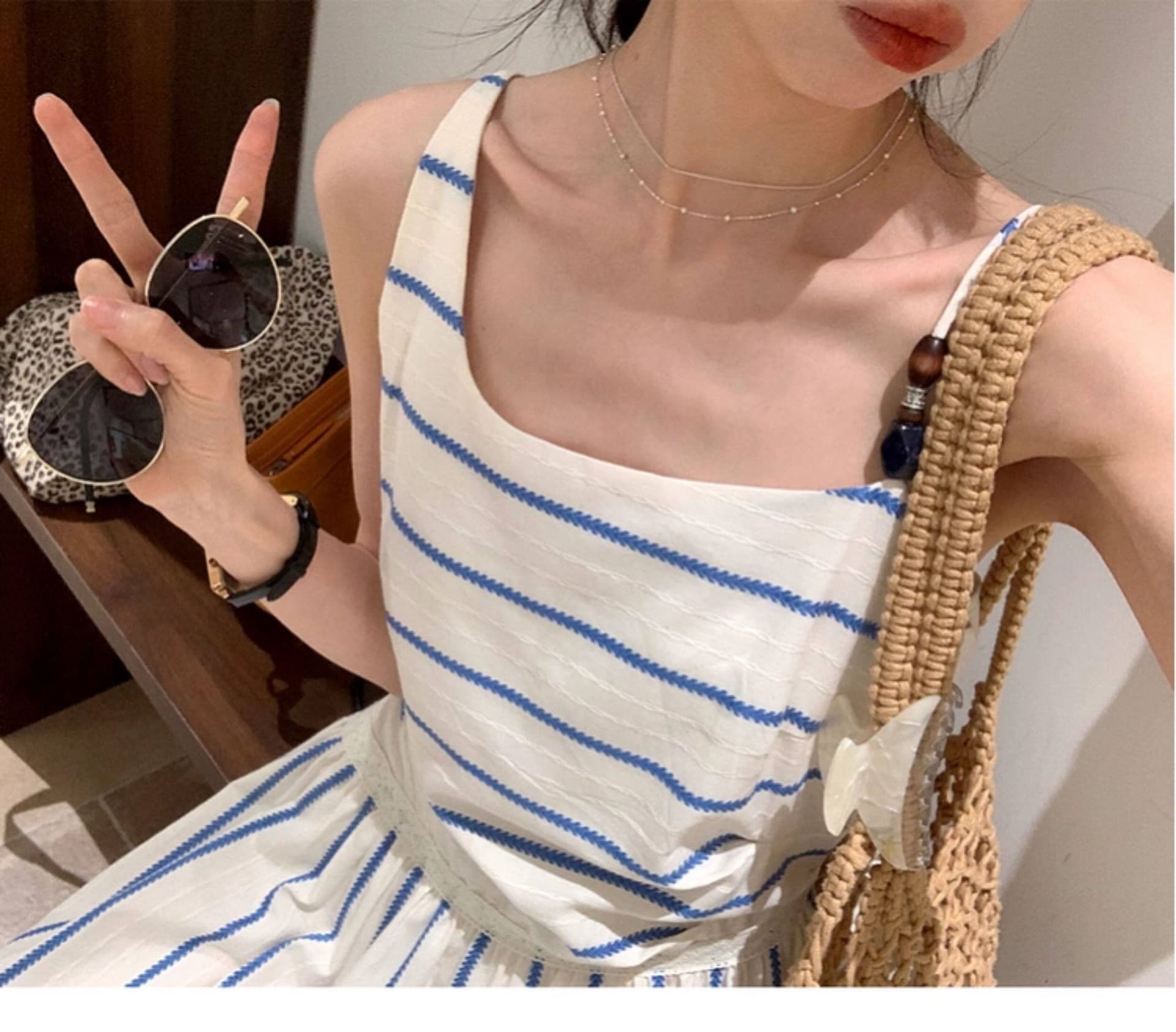 프랑스식 휴가 바람 Chic 불규칙 칼라 디자인 레이스 패치워크 세로 줄무늬 허리 수축 슬림해 보이는 슬립 여성 드레스 상세 이미지 10