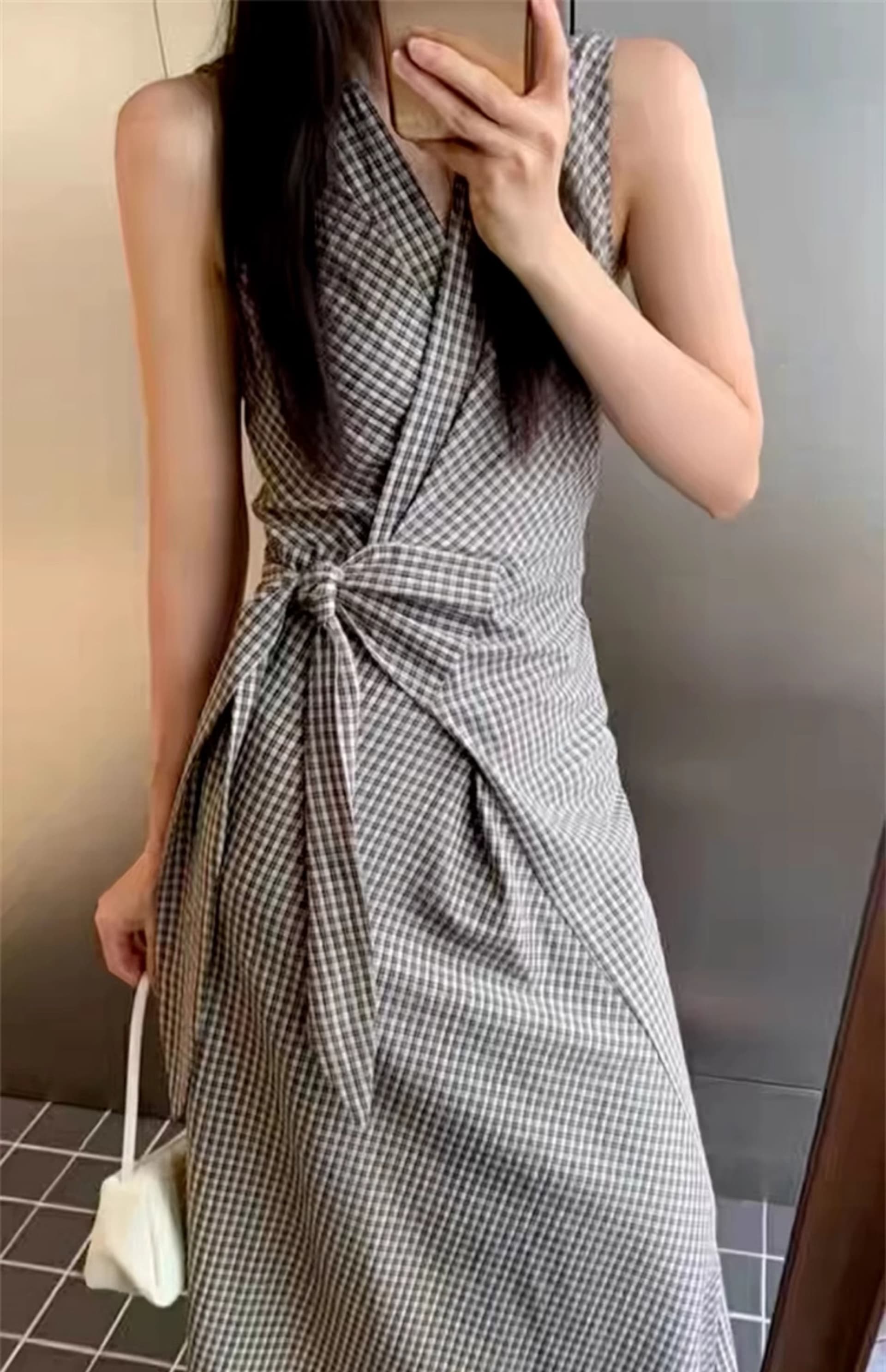 2026 여름 새로운 달콤함 허리 수축 레트로 블랙 블루 체크무늬 세트 조끼 스커트 민소매 한 마디 드레스 프랑스식 이미지 2