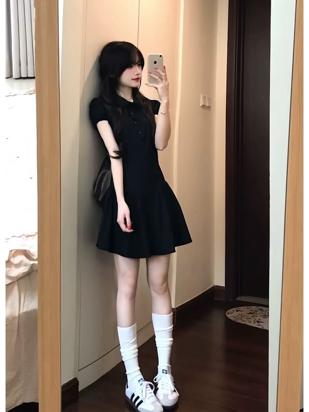 레트로 베이비 칼라 검정색 세로 줄무늬 여성 드레스 여름 새로운 반팔 몸매 가꾸기 학생 슬림해 보이는 짧은 치마 상세 이미지 2