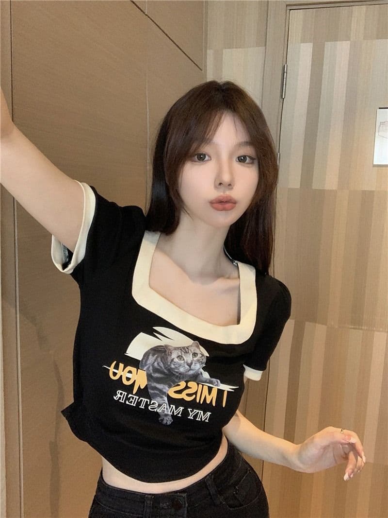 쇼트 스타일 아메리칸 레트로 몸매 가꾸기 작은 대중 프린트 검정색 광장 칼라 긍정적 인 어깨 반팔 티셔츠 여성 여름 맨위 상세 이미지 8