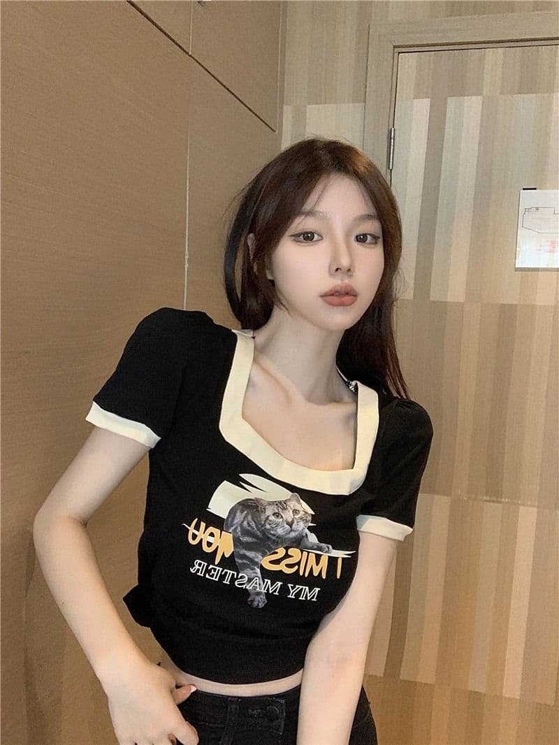 쇼트 스타일 아메리칸 레트로 몸매 가꾸기 작은 대중 프린트 검정색 광장 칼라 긍정적 인 어깨 반팔 티셔츠 여성 여름 맨위 상세 이미지 10