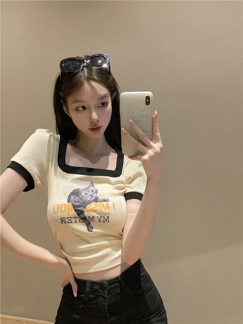 쇼트 스타일 아메리칸 레트로 몸매 가꾸기 작은 대중 프린트 검정색 광장 칼라 긍정적 인 어깨 반팔 티셔츠 여성 여름 맨위 상세 이미지 14