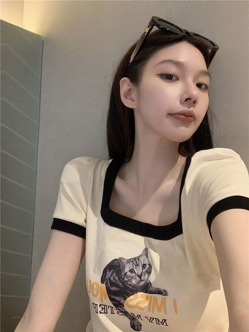 쇼트 스타일 아메리칸 레트로 몸매 가꾸기 작은 대중 프린트 검정색 광장 칼라 긍정적 인 어깨 반팔 티셔츠 여성 여름 맨위 상세 이미지 16