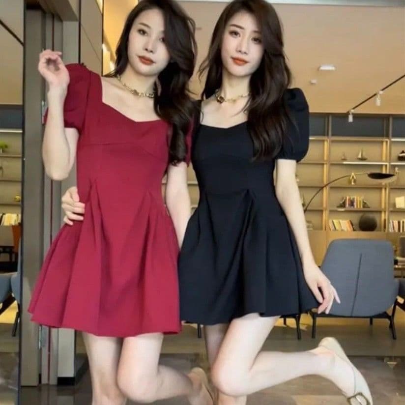 인터넷 유명인 새로운 여름 드레스 로얄 자매 광장 칼라 거품 소매 핫걸 주름 여성 드레스 품격 쇼트 스타일 허리 수축 퍼프 스커트 상세 이미지 2