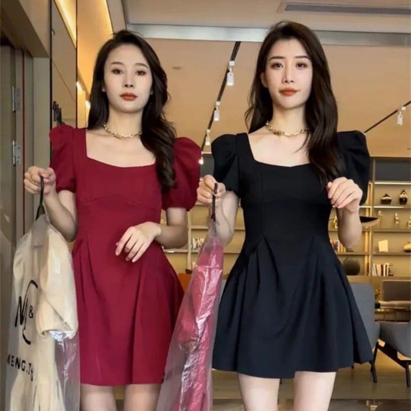 인터넷 유명인 새로운 여름 드레스 로얄 자매 광장 칼라 거품 소매 핫걸 주름 여성 드레스 품격 쇼트 스타일 허리 수축 퍼프 스커트 상세 이미지 12