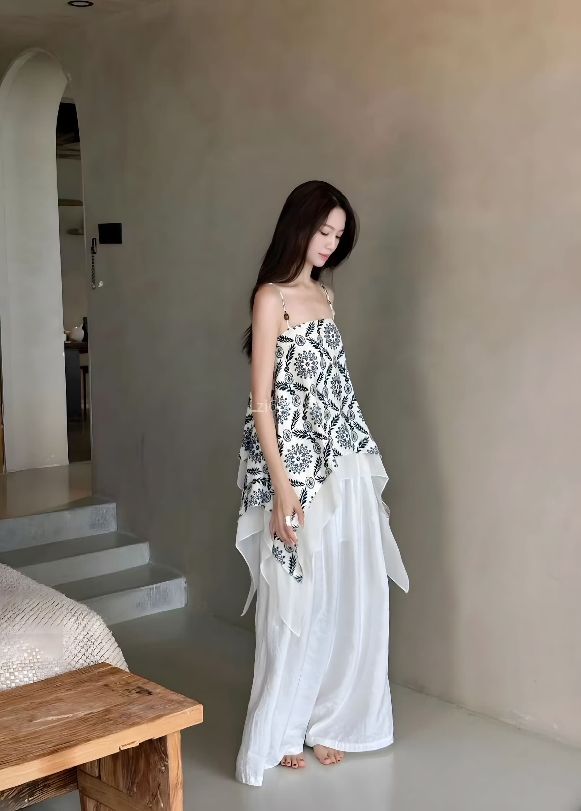 청화 백자 프린트 슬립 여성 여름 불규칙 페이크 레이어드 패치워크 쉬폰 조끼 루즈핏 표지 고기 외출용 맨위 상세 이미지 4