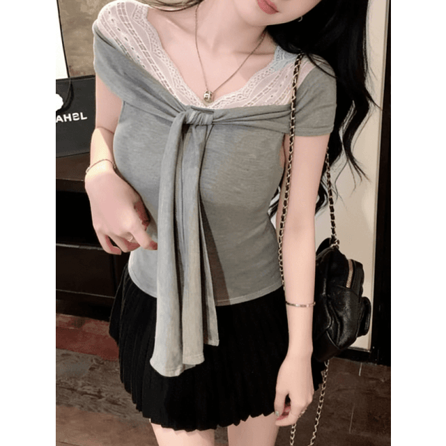 40 1 1 순면 여름 2026 새로운 몸매 가꾸기 패치워크 레이스 꽃 측 파대 가슴 패드 레이스업 민소매 맨위 상세 이미지 2