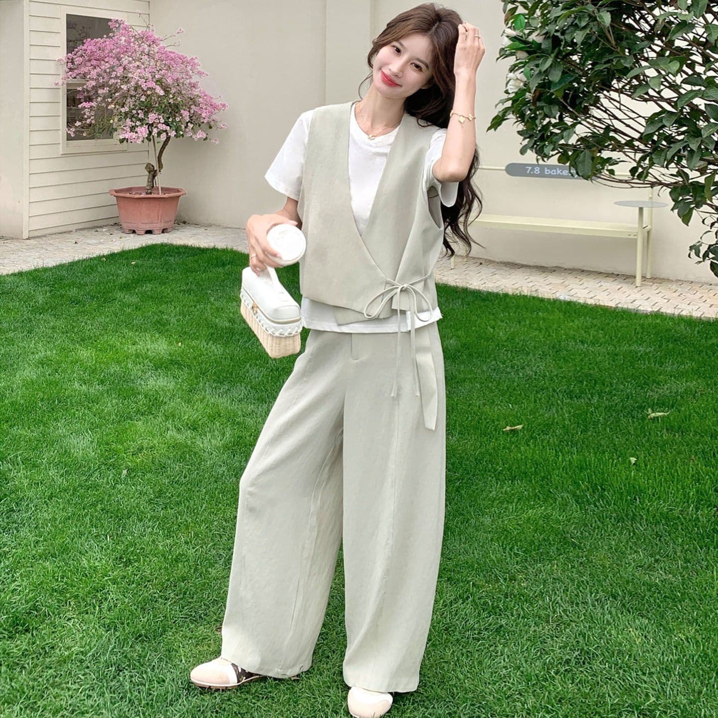 미니멀리즘 캐주얼 바람 베스트 와이드 레그 팬츠 두 조각 여성 세트 여름 새로운 패션 슬림해 보이는 품격 연령 감소 세트 상세 이미지 4