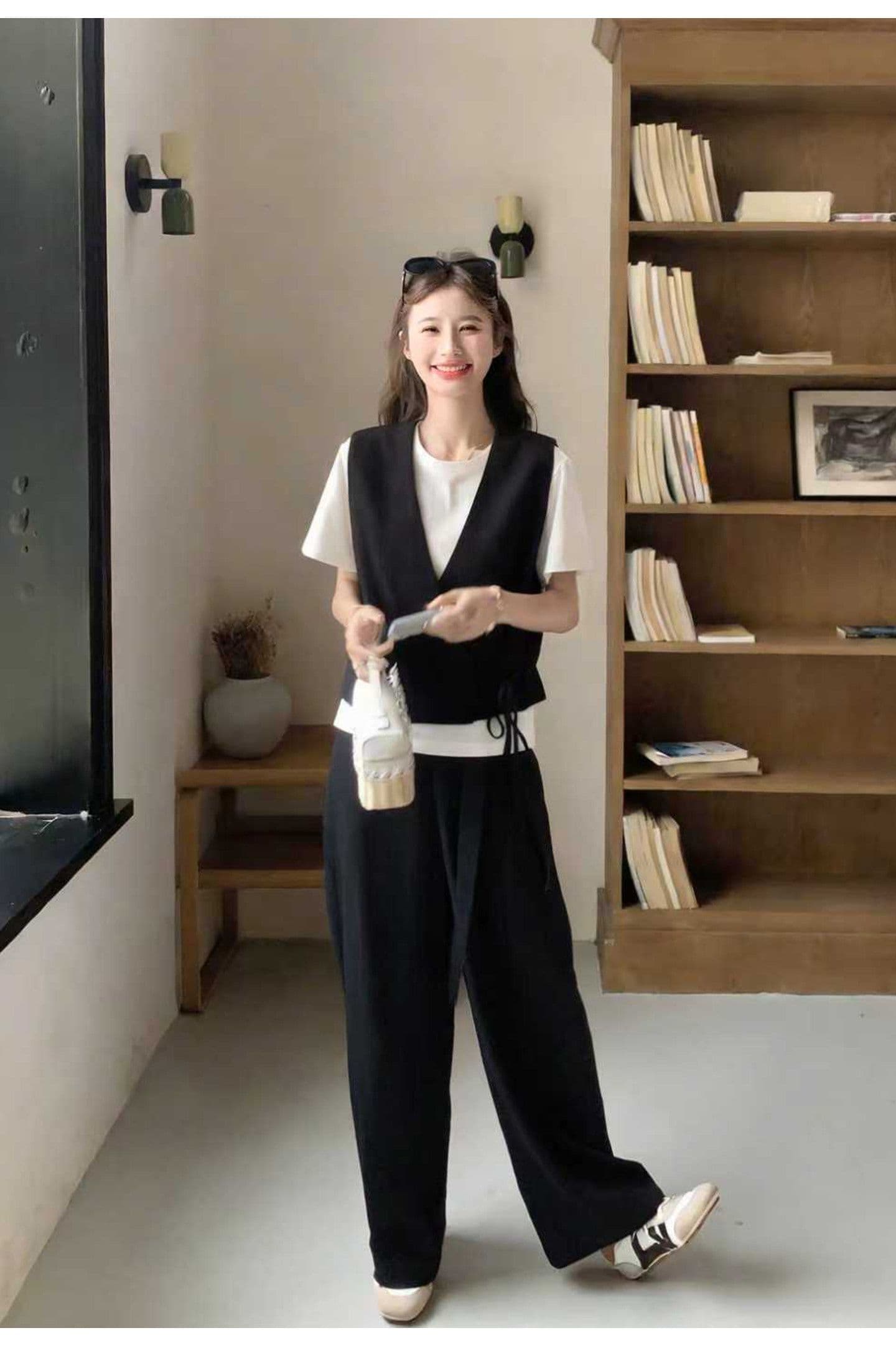 미니멀리즘 캐주얼 바람 베스트 와이드 레그 팬츠 두 조각 여성 세트 여름 새로운 패션 슬림해 보이는 품격 연령 감소 세트 상세 이미지 40