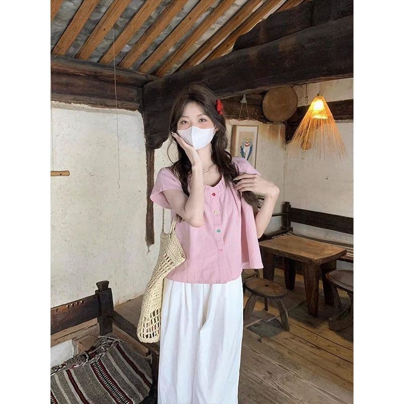 원본 솜씨 색상 버클 반팔 셔츠 2026 새로운 여성 여름 작은 키 V넥 Feifei 소매 Chic 맨위 상세 이미지 7