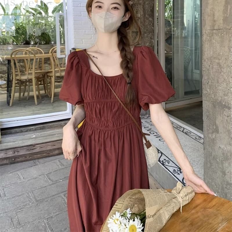 고급 센스 작은 대중 파란색 광장 칼라 반팔 여성 드레스 여름 2026 새로운 주름 허리 수축 달콤함 길다 치마 이미지 5
