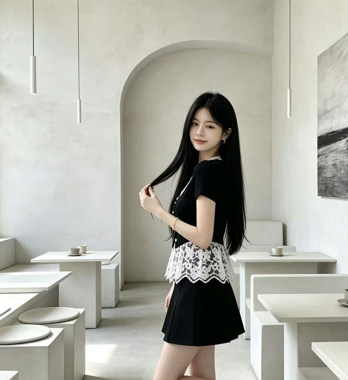 2026 패션 세트 여성 여름 새로운 슬림해 보이는 페이크 레이어드 V넥 맨위 티셔츠 반신 짧은 치마 투피스 세트 상세 이미지 6